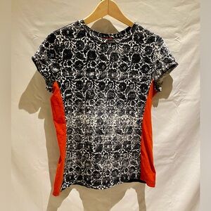 Narciso Rodrigues for Design Nation Black/White/Red Tee, size L